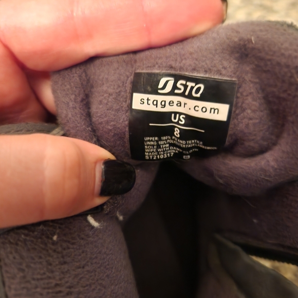 Gray and Black Duck Boots - Picture 4 of 6